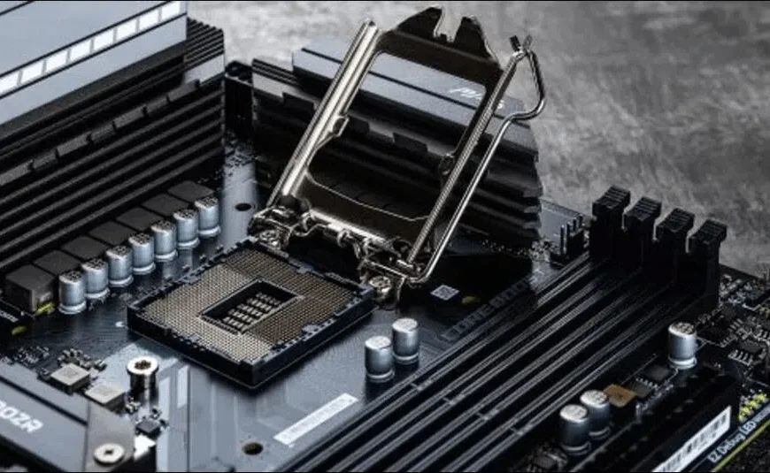 Comment vérifier la compatibilité entre carte mère et carte graphique ?